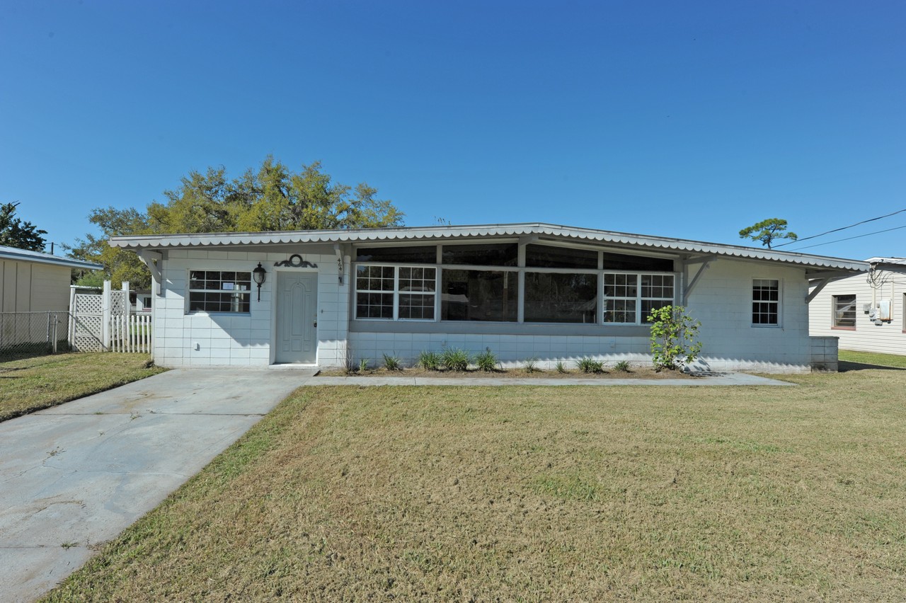 464 Judy AStreet, BANK-OWNED in New Smyrna Beach, FL