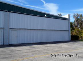 141 Aces Alley, Commercial Hangar in Spruce Creek 141 Aces Alley, Commercial Hangar in Spruce Creek