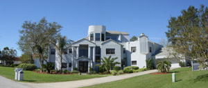 1713 Sky Hawk, Hangar Home