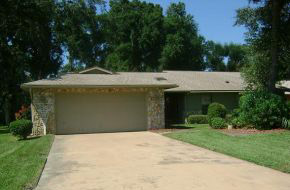 1875 Spruce Creek Blvd. Home on the Spruce Creek Golf Course