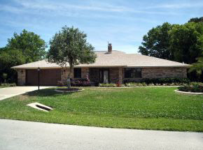 1913 Seclusion Drive, Nature Home in Spruce Creek