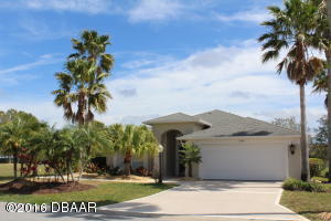 2100 Springwater lane - Waterfront Nature Home in Spruce Creek