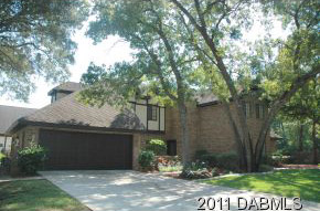 2528 Tailspin Trail, Hangar Home in Spruce Creek 2528 Tailspin Trail, Hangar Home in Spruce Creek