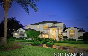 2729 Spruce Creek Blvd., Hangar Home in Spruce Creek 2729 Spruce Creek Blvd., Hangar Home in Spruce Creek