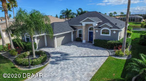 3132 Waterway Place, Waterfront Pool home in Spruce Creek